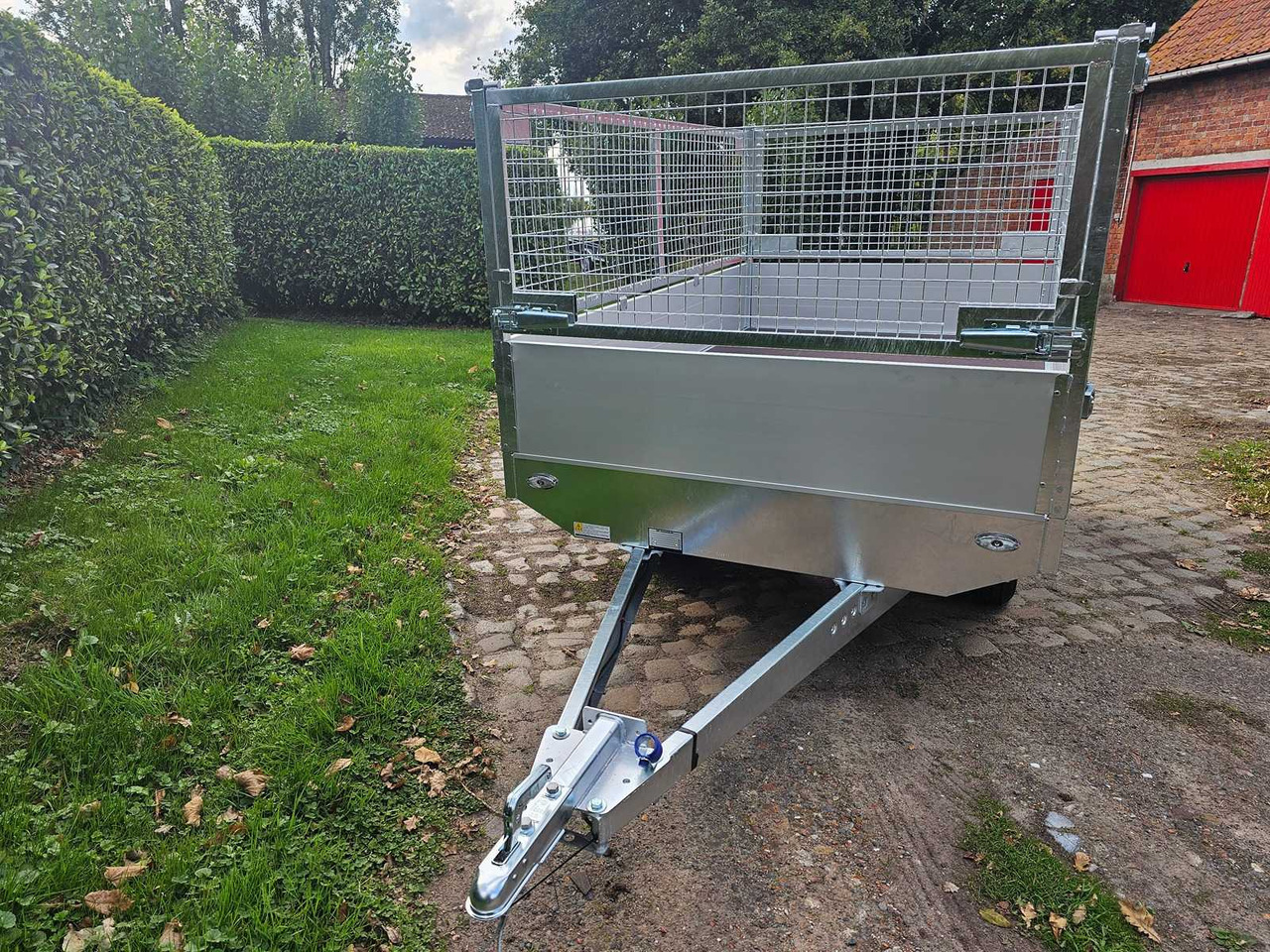 BW TRAILERS - 2025 - NEW - UNBRAKED PLATFORM TRAILER WITH WIRE NET - Remolque: foto 2 BW TRAILERS - 2025 - NEW - UNBRAKED PLATFORM TRAILER WITH WIRE NET - Remolque: foto 2