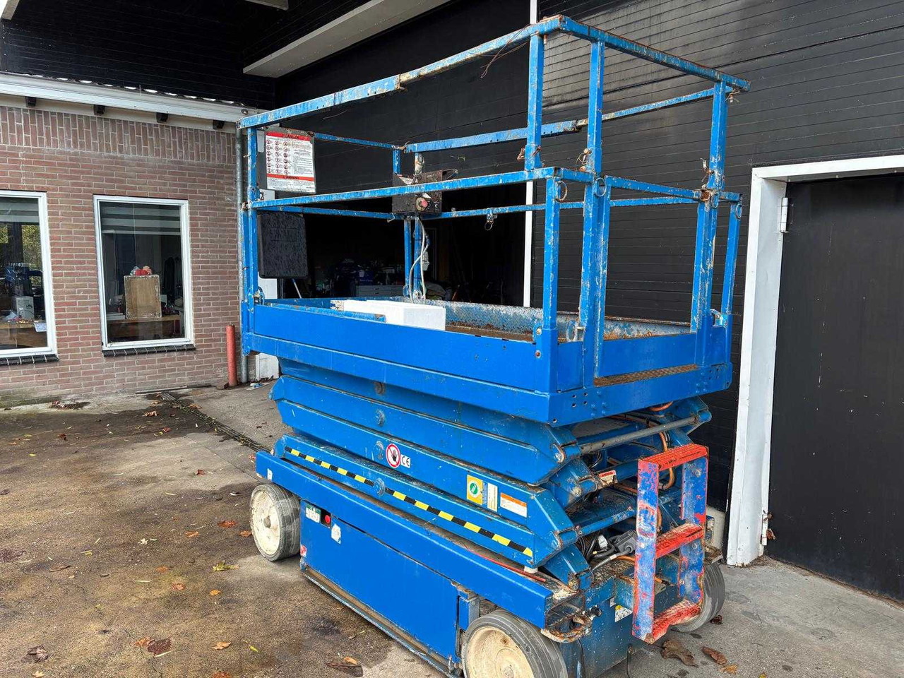 SKYJACK - 2015 - AERIAL PLATFORM - Plataforma elevadora: foto 3 SKYJACK - 2015 - AERIAL PLATFORM - Plataforma elevadora: foto 3