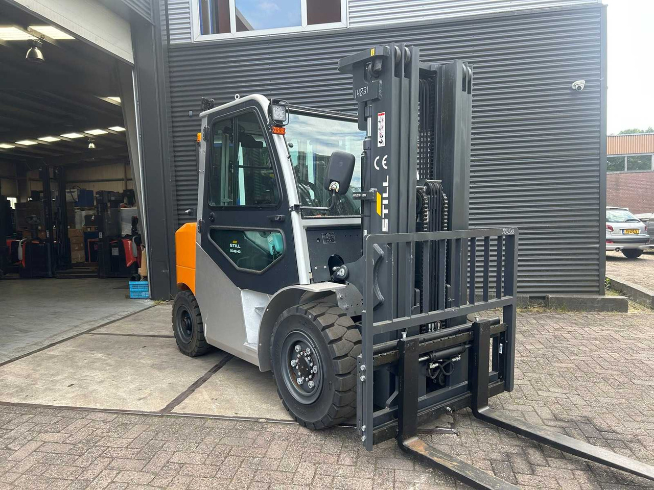 STILL - 2021 - RC42-40 - FORKLIFT TRIPLEX - FREE-LIFT - SIDE-SHIFT - 4TH FUNCTION - Carretilla elevadora: foto 4 STILL - 2021 - RC42-40 - FORKLIFT TRIPLEX - FREE-LIFT - SIDE-SHIFT - 4TH FUNCTION - Carretilla elevadora: foto 4