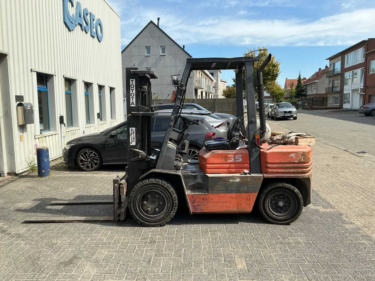 TOYOTA 35 FORKLIFT - Carretilla elevadora: foto 2 TOYOTA 35 FORKLIFT - Carretilla elevadora: foto 2