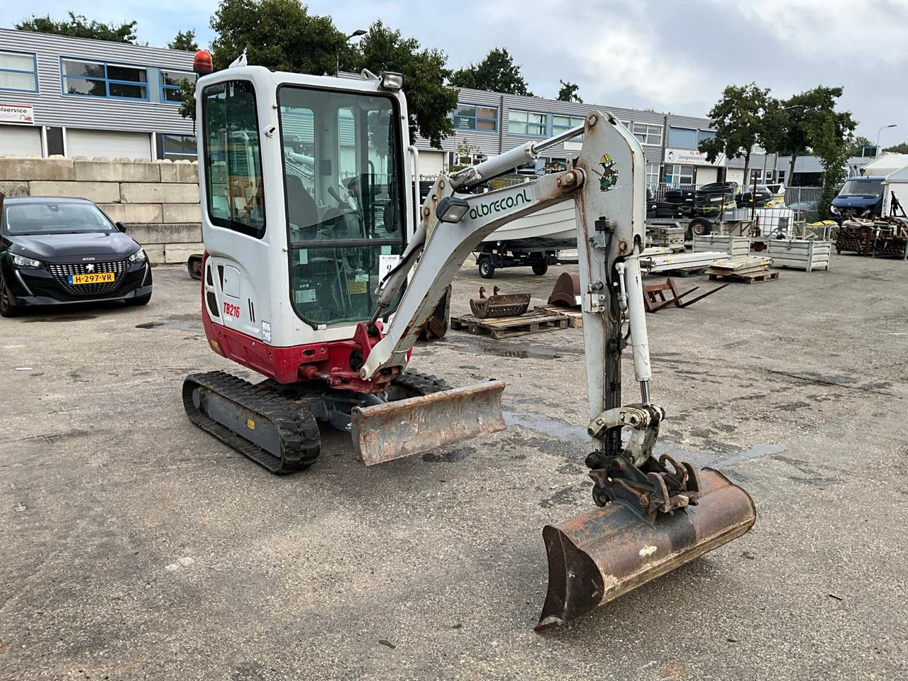 Takeuchi TB216 - Miniexcavadora: foto 2 Takeuchi TB216 - Miniexcavadora: foto 2
