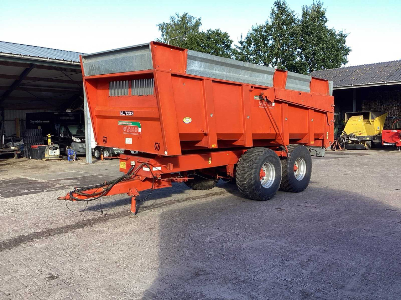Vaia NL120-S - Remolque volquete agrícola: foto 1 Vaia NL120-S - Remolque volquete agrícola: foto 1