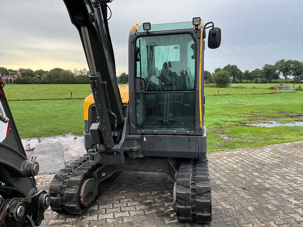 Excavadora de cadenas Volvo ECR580: foto 20