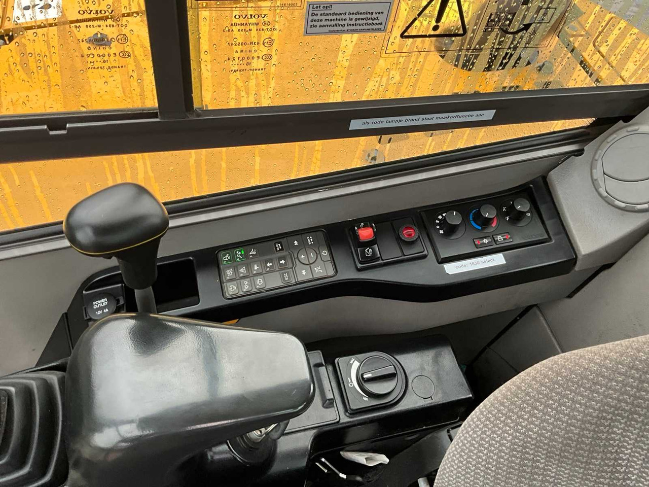 Excavadora de cadenas Volvo ECR580: foto 34