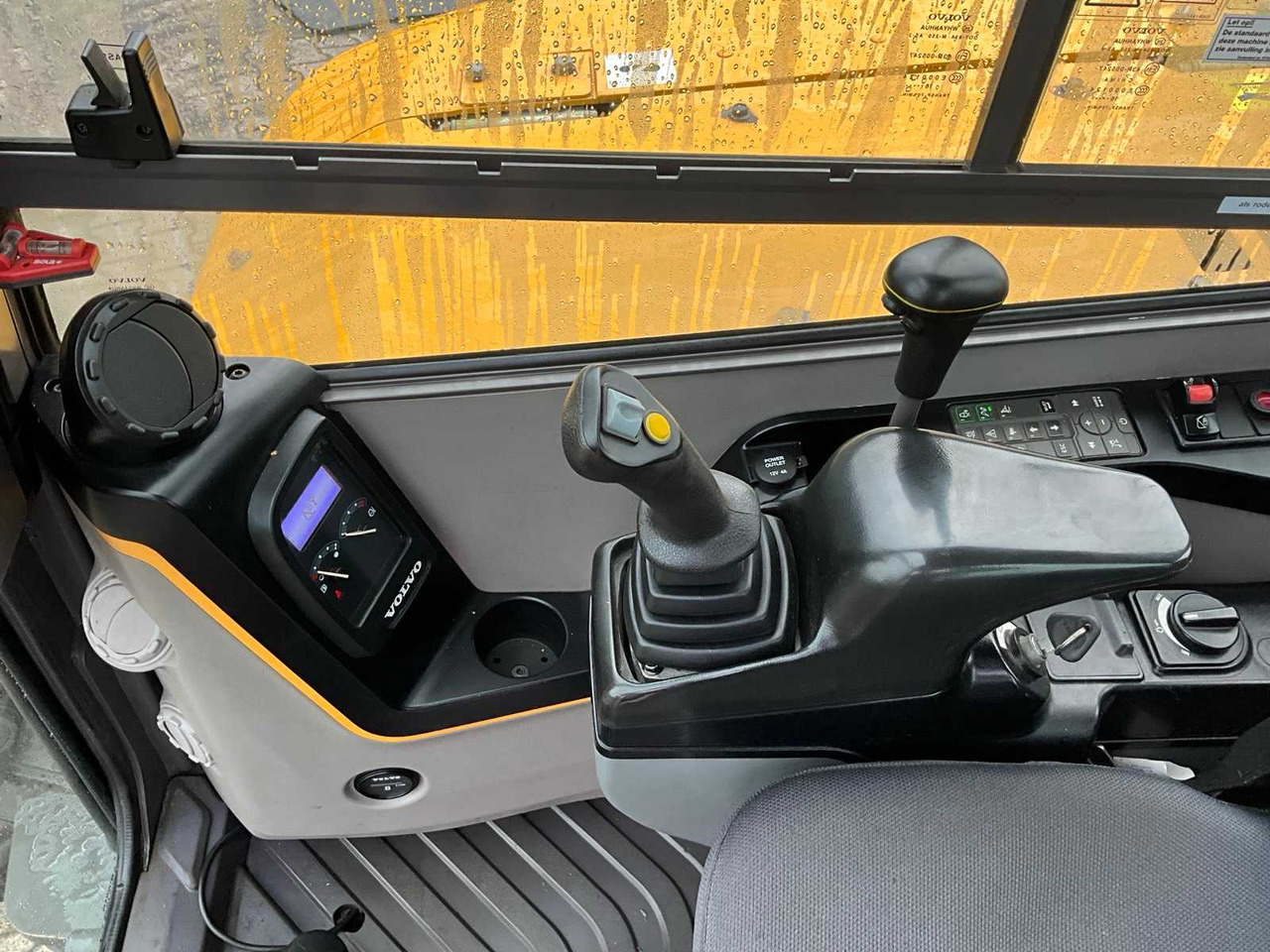 Excavadora de cadenas Volvo ECR580: foto 32