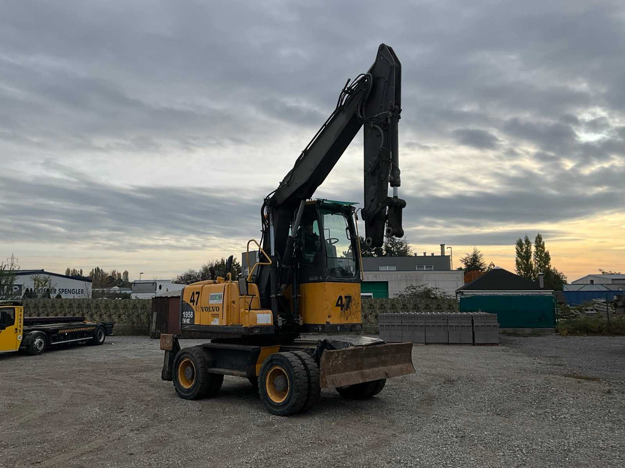 Volvo EW140C - Excavadora de ruedas: foto 2 Volvo EW140C - Excavadora de ruedas: foto 2