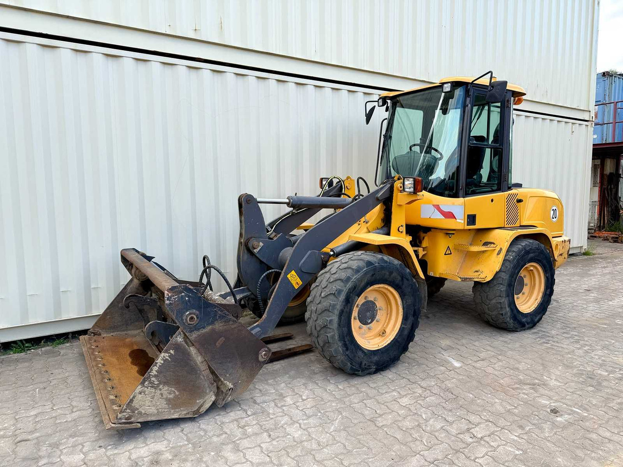 Volvo L30G - Cargadora de ruedas: foto 1 Volvo L30G - Cargadora de ruedas: foto 1