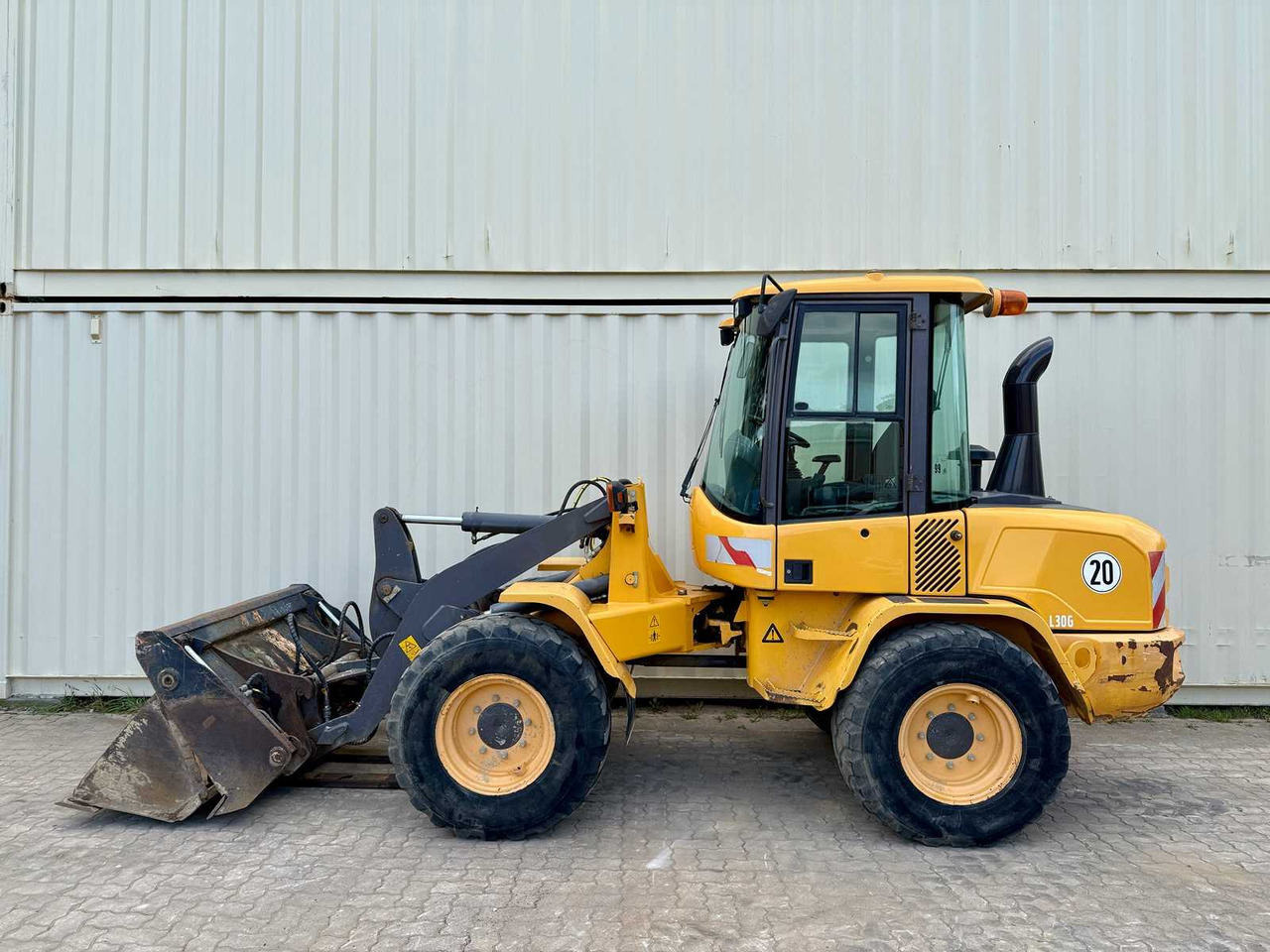 Volvo L30G - Cargadora de ruedas: foto 4 Volvo L30G - Cargadora de ruedas: foto 4