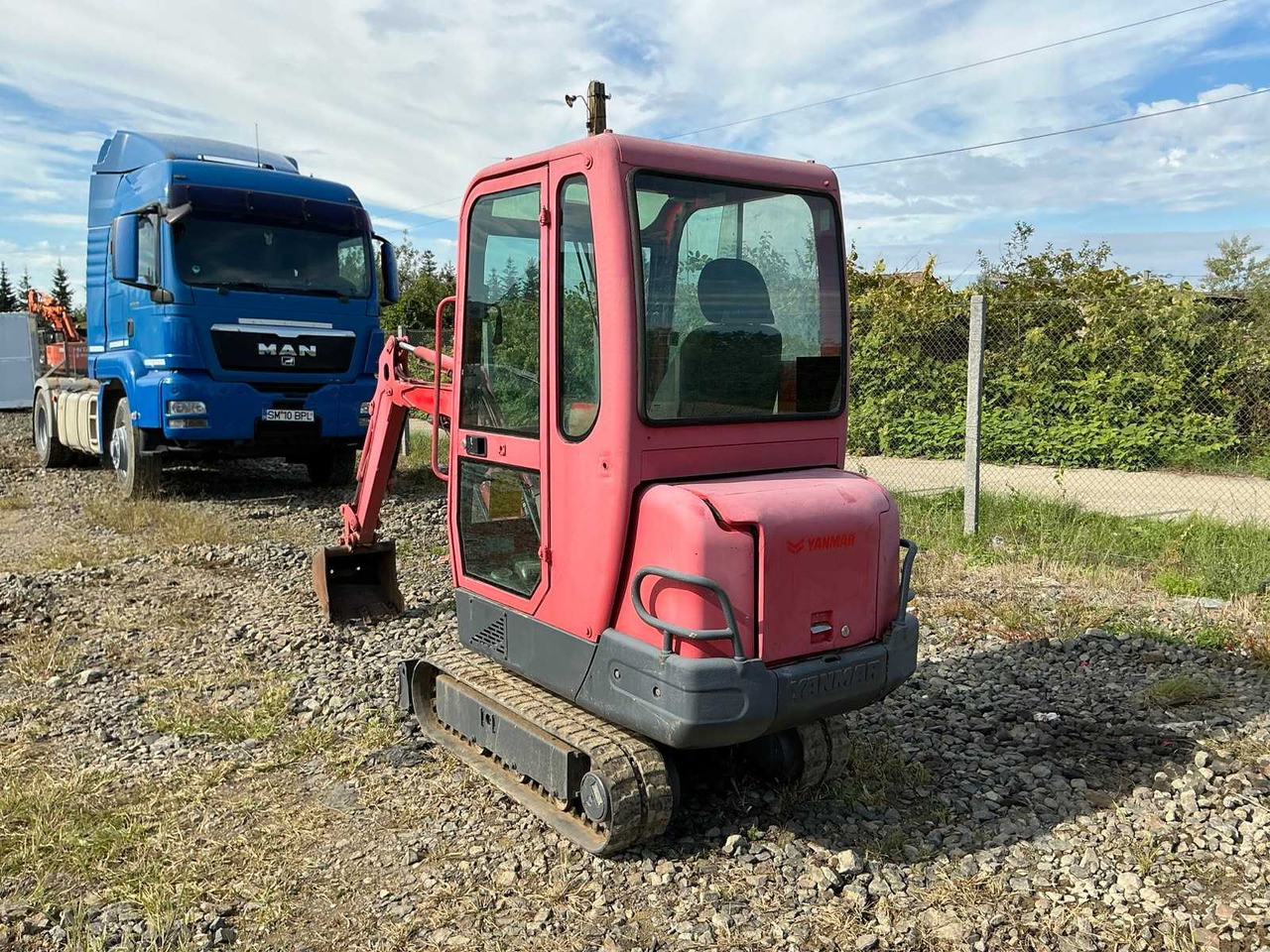 Yanmar B15 - 3 - Miniexcavadora: foto 4 Yanmar B15 - 3 - Miniexcavadora: foto 4