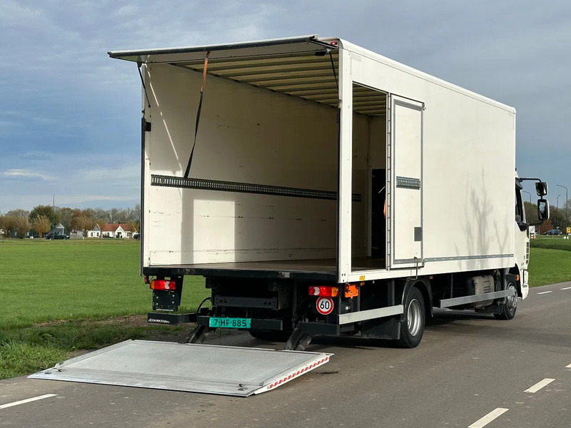 DAF LF230.12 EURO6. 2019. - Camión caja cerrada: foto 4 DAF LF230.12 EURO6. 2019. - Camión caja cerrada: foto 4