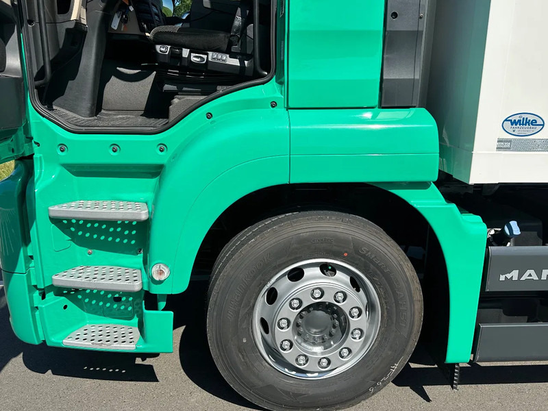 MAN TGS TGS 18.330 EURO6.2020 730x248x245 Als in NIEUWSTAAT! - Camión frigorífico: foto 3 MAN TGS TGS 18.330 EURO6.2020 730x248x245 Als in NIEUWSTAAT! - Camión frigorífico: foto 3
