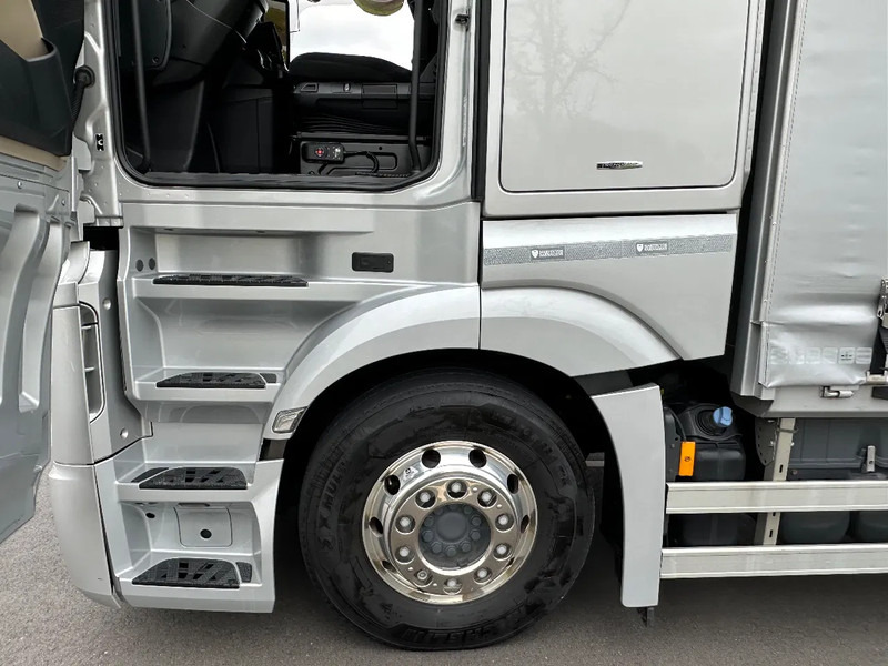 Mercedes-Benz Actros ACTROS 2545LL EURO6. 2021. 280dKm!! - Camión lona: foto 5 Mercedes-Benz Actros ACTROS 2545LL EURO6. 2021. 280dKm!! - Camión lona: foto 5