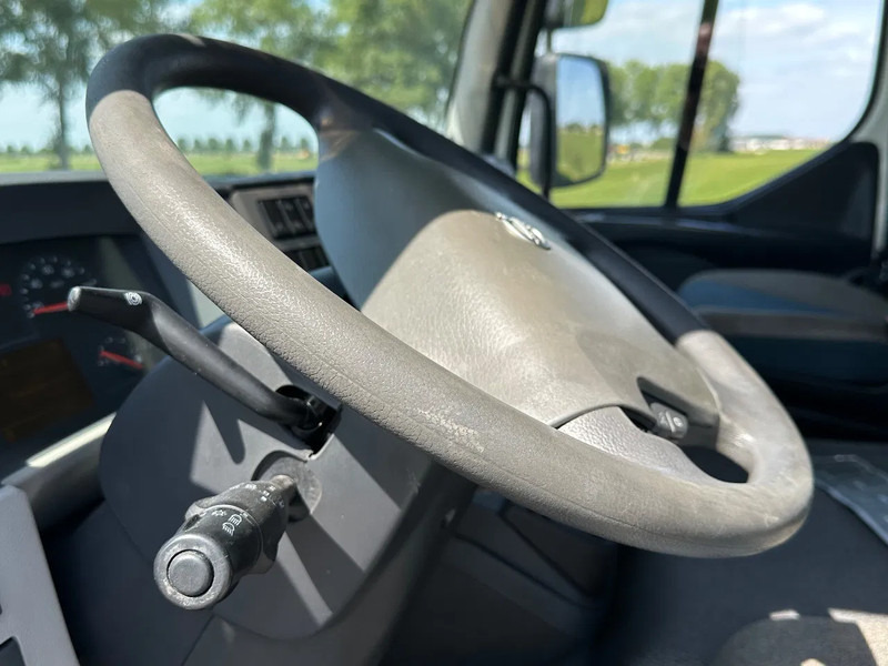 Camión caja cerrada Volvo FL 210.12 EURO6: foto 16