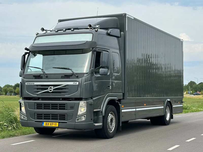 Camión caja cerrada Volvo FM 330 VOLVO FM 330 EEV: foto 1