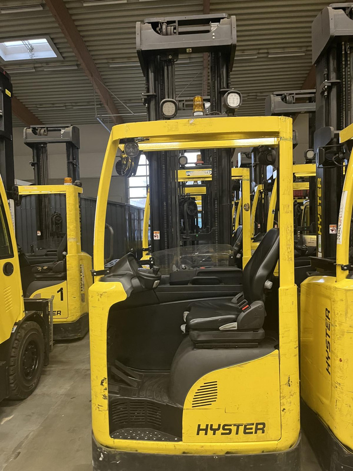 Hyster R1.6 - Retráctil: foto 1 Hyster R1.6 - Retráctil: foto 1