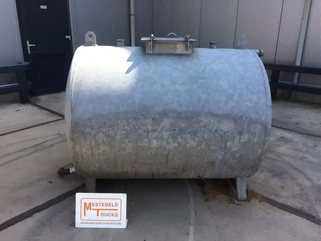 Diversen Watertank 9025 liter - Tanque de almacenamiento: foto 5 Diversen Watertank 9025 liter - Tanque de almacenamiento: foto 5
