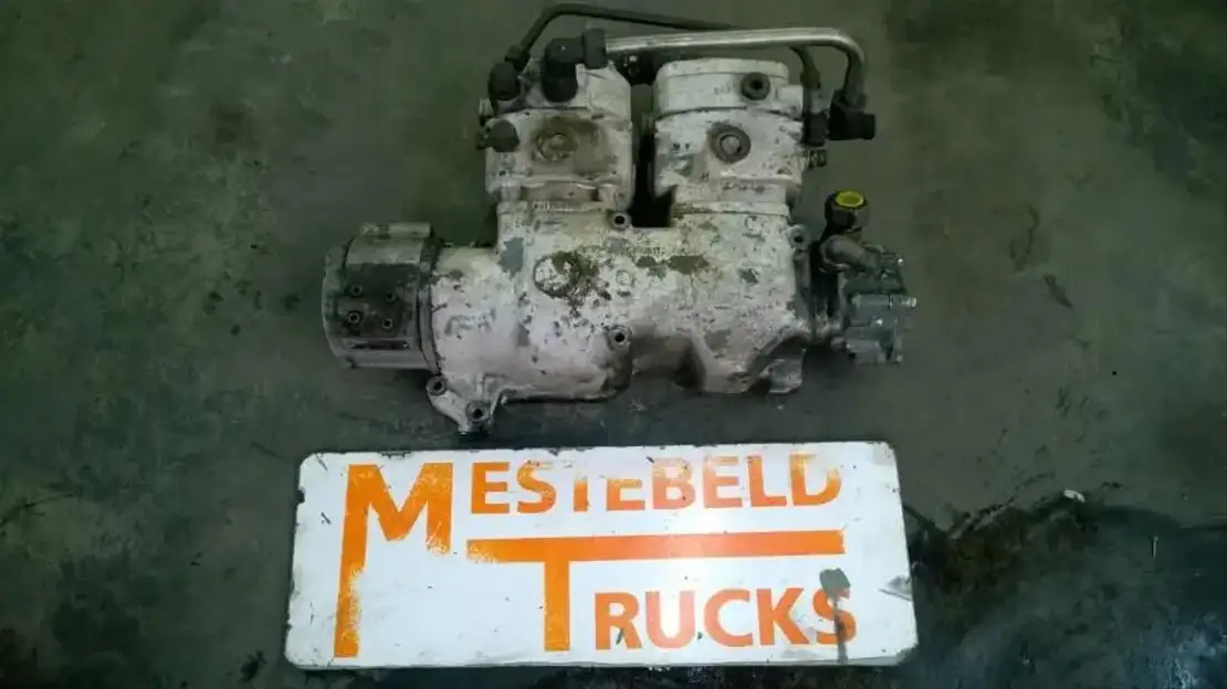 MAN Compressor D 2866 LUH 23 - Motor y piezas para Camión: foto 1 MAN Compressor D 2866 LUH 23 - Motor y piezas para Camión: foto 1