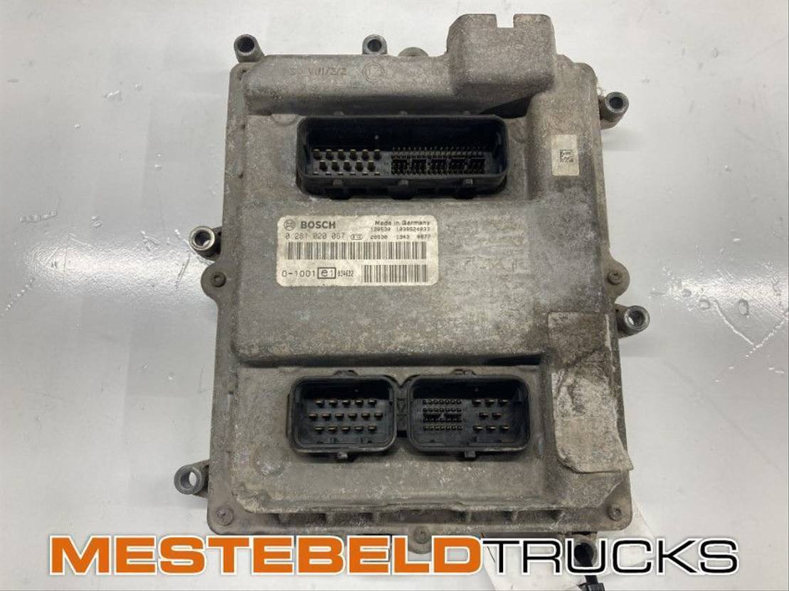 MAN EDC unit D2066 LF40 - Sistema eléctrico para Camión: foto 1 MAN EDC unit D2066 LF40 - Sistema eléctrico para Camión: foto 1