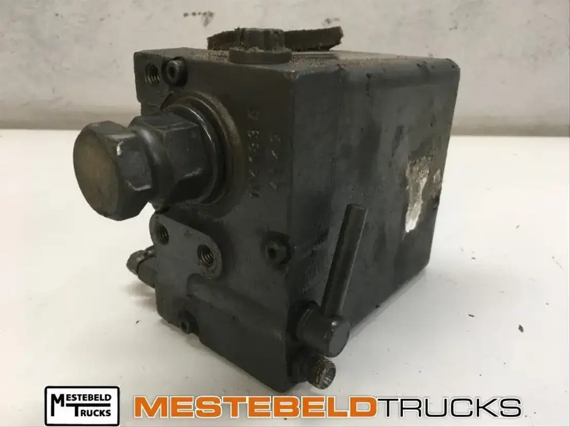 Mercedes-Benz Cabinekantelpomp - Cabina e interior para Camión: foto 1 Mercedes-Benz Cabinekantelpomp - Cabina e interior para Camión: foto 1