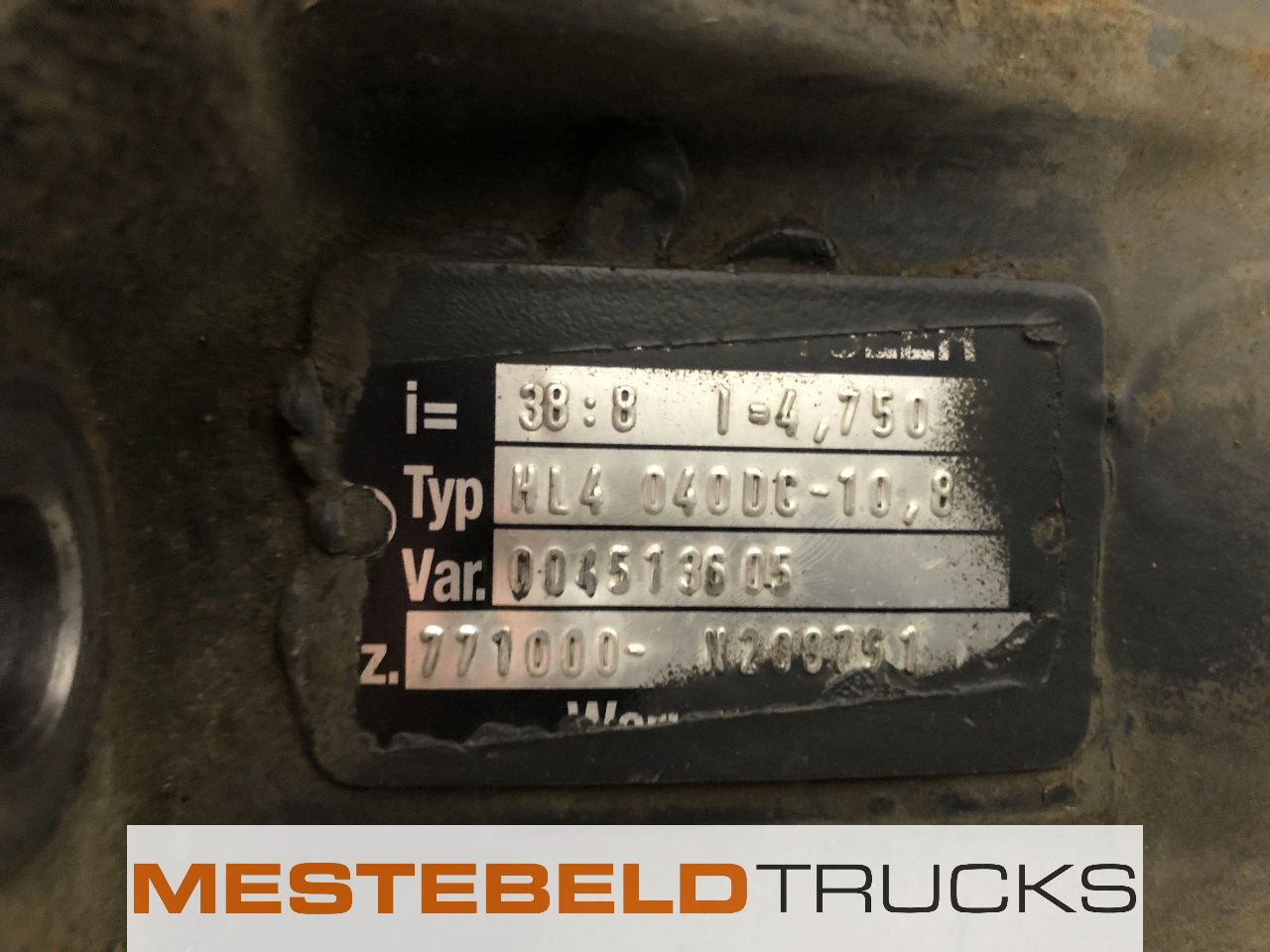 Mercedes-Benz Differentieel HL4/040 DC-10.8 - Eje posterior para Camión: foto 1 Mercedes-Benz Differentieel HL4/040 DC-10.8 - Eje posterior para Camión: foto 1