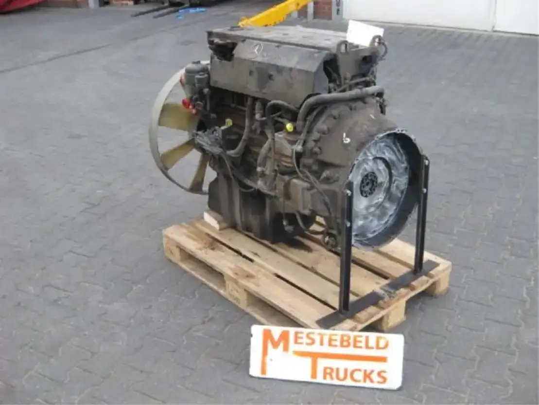 Mercedes-Benz OM 906 LA - Motor para Camión: foto 1 Mercedes-Benz OM 906 LA - Motor para Camión: foto 1