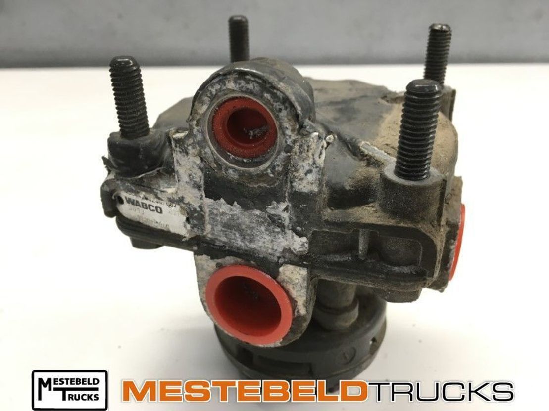 Mercedes-Benz Relaisventiel ABS - Válvula de freno para Camión: foto 1 Mercedes-Benz Relaisventiel ABS - Válvula de freno para Camión: foto 1