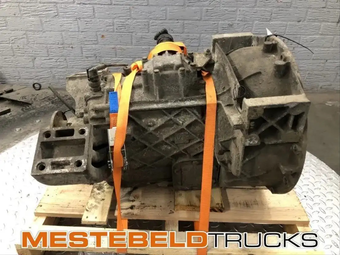 Mercedes-Benz Versnellingsbak S5-42 - Caja de cambios y piezas para Camión: foto 1 Mercedes-Benz Versnellingsbak S5-42 - Caja de cambios y piezas para Camión: foto 1