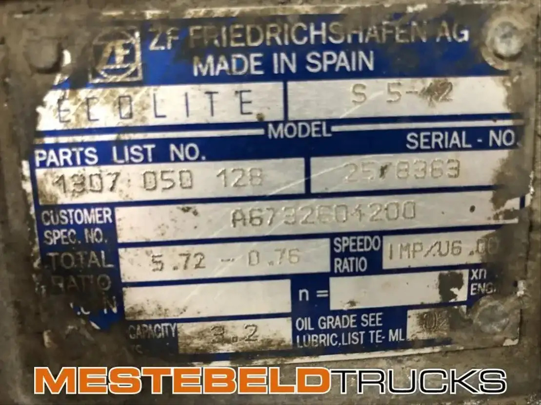 Mercedes-Benz Versnellingsbak S5-42 - Caja de cambios y piezas para Camión: foto 5 Mercedes-Benz Versnellingsbak S5-42 - Caja de cambios y piezas para Camión: foto 5