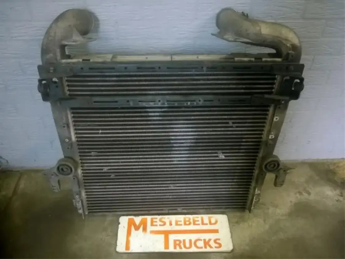 Scania Intercooler R-serie - Sistema de refrigeración para Camión: foto 2 Scania Intercooler R-serie - Sistema de refrigeración para Camión: foto 2