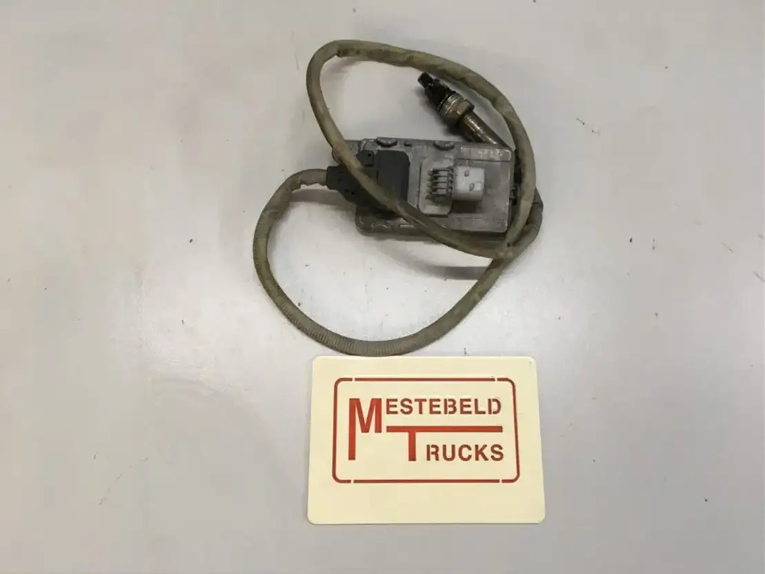 Scania Nox sensor - Silenciador/ Sistema de escape para Camión: foto 1 Scania Nox sensor - Silenciador/ Sistema de escape para Camión: foto 1