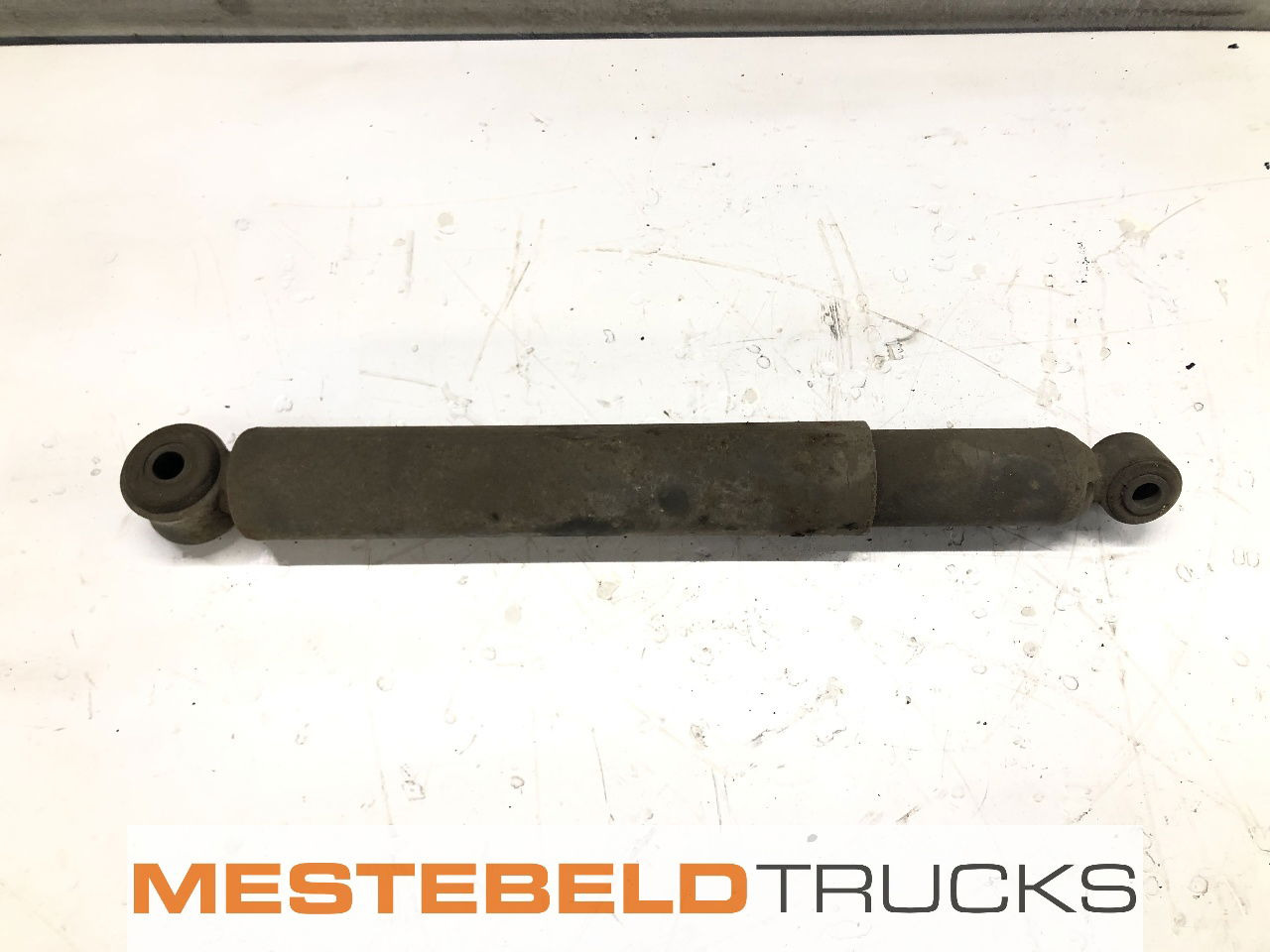 Volvo Schokbreker vooras FL6 - Bastidor/ Chasis para Camión: foto 1 Volvo Schokbreker vooras FL6 - Bastidor/ Chasis para Camión: foto 1