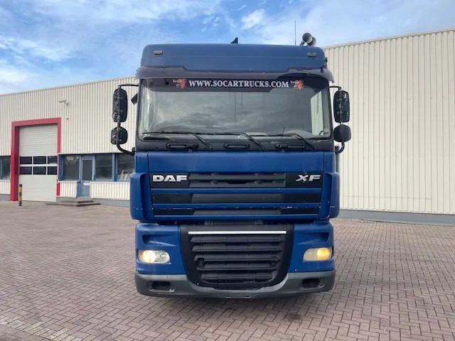 DAF XF 105.460 Manual gear - Cabeza tractora: foto 2 DAF XF 105.460 Manual gear - Cabeza tractora: foto 2