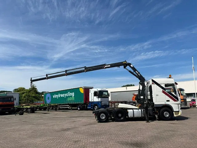 DAF XF 95.380 6X2 Manual-Gear 15T Crane Euro 4 - Cabeza tractora: foto 2 DAF XF 95.380 6X2 Manual-Gear 15T Crane Euro 4 - Cabeza tractora: foto 2