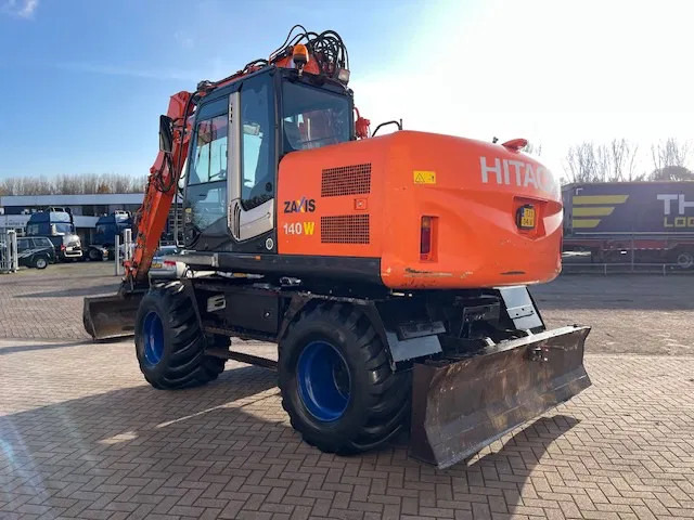 Hitachi ZX 140W-3 - Excavadora de ruedas: foto 3 Hitachi ZX 140W-3 - Excavadora de ruedas: foto 3