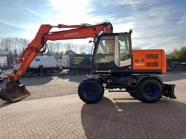 Hitachi ZX 140W-3 - Excavadora de ruedas: foto 5 Hitachi ZX 140W-3 - Excavadora de ruedas: foto 5