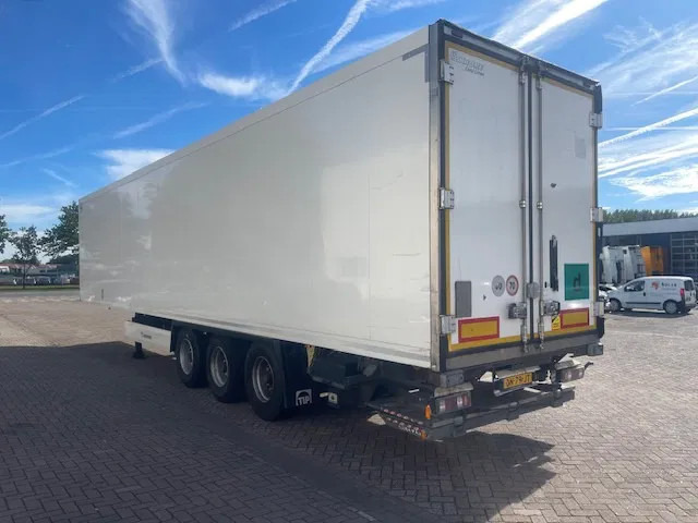 Krone THERMO KING - TUV - NL TRAILER - Semirremolque frigorífico: foto 5 Krone THERMO KING - TUV - NL TRAILER - Semirremolque frigorífico: foto 5