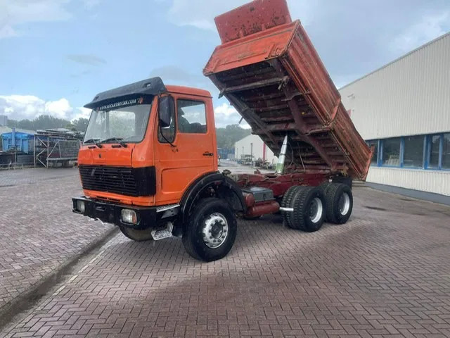 Mercedes-Benz SK 2635 V8 6X4 KIPPER FULL STEEL - Camión volquete: foto 2 Mercedes-Benz SK 2635 V8 6X4 KIPPER FULL STEEL - Camión volquete: foto 2