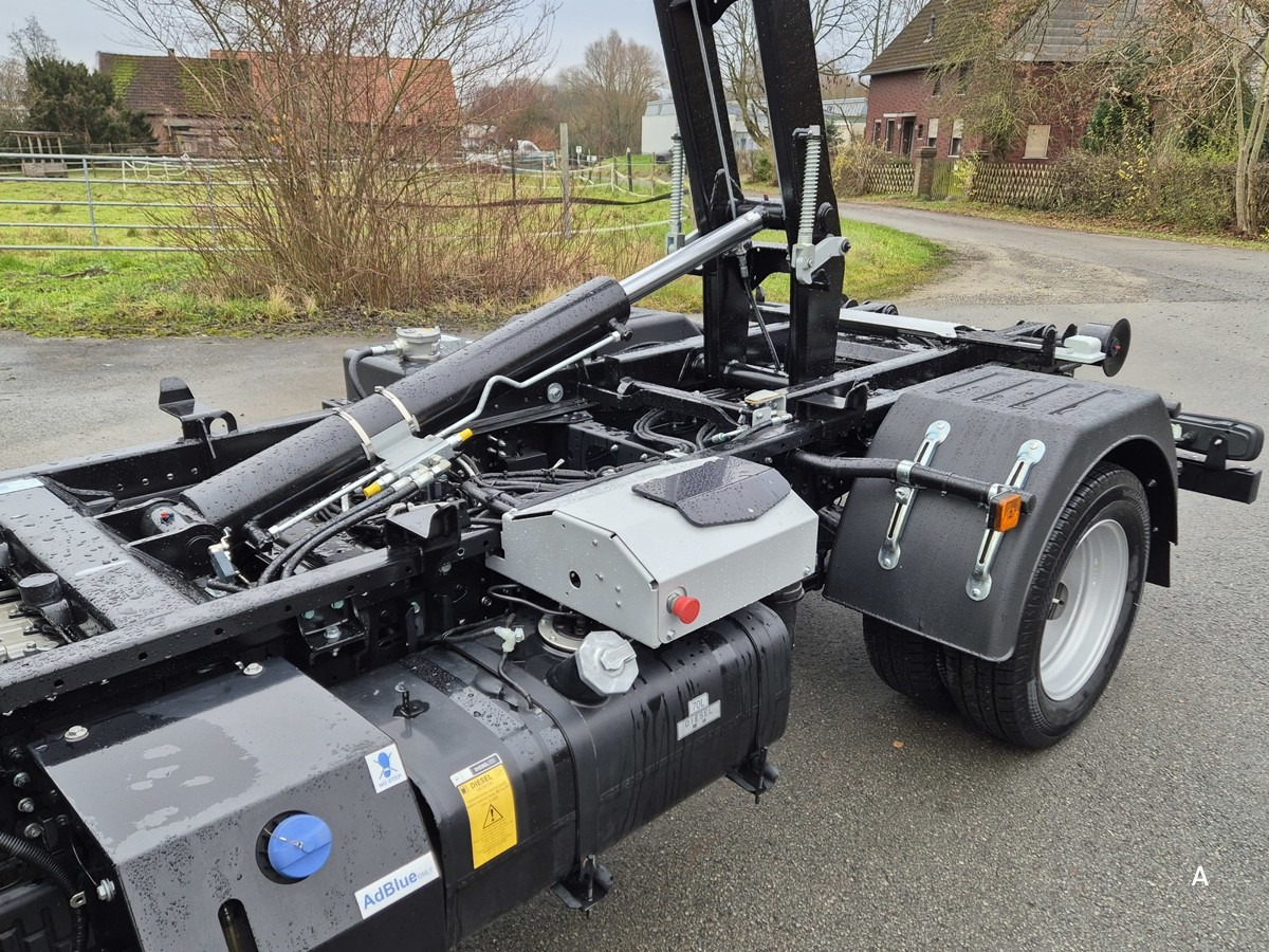 Leasing de FUSO 3C15 Duonic Aut.City Abrollkipper AHK 3.5T FUSO 3C15 Duonic Aut.City Abrollkipper AHK 3.5T: foto 8