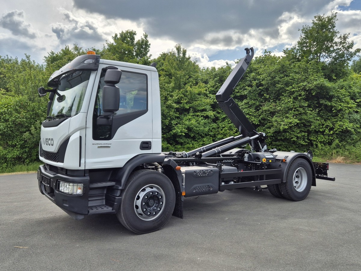 IVECO Euro Cargo 180E32 4x2 Abrollkipper Teleskoparm - Camión multibasculante: foto 1 IVECO Euro Cargo 180E32 4x2 Abrollkipper Teleskoparm - Camión multibasculante: foto 1