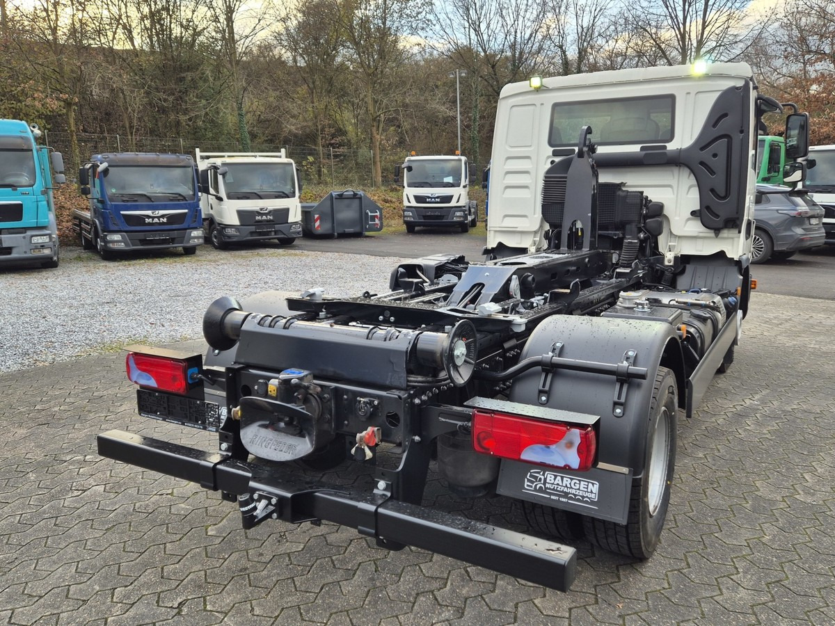 MAN TGL 12.250 BL City Abrollkipper AHK Euro 6 - Camión multibasculante: foto 3 MAN TGL 12.250 BL City Abrollkipper AHK Euro 6 - Camión multibasculante: foto 3