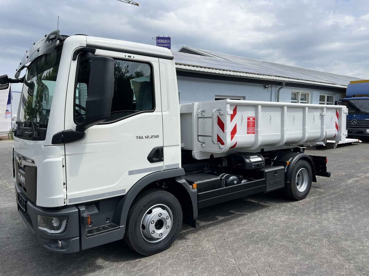 MAN TGL 12.250 BL NEU City Abrollkipper PowerMatic s - Camión multibasculante: foto 3 MAN TGL 12.250 BL NEU City Abrollkipper PowerMatic s - Camión multibasculante: foto 3