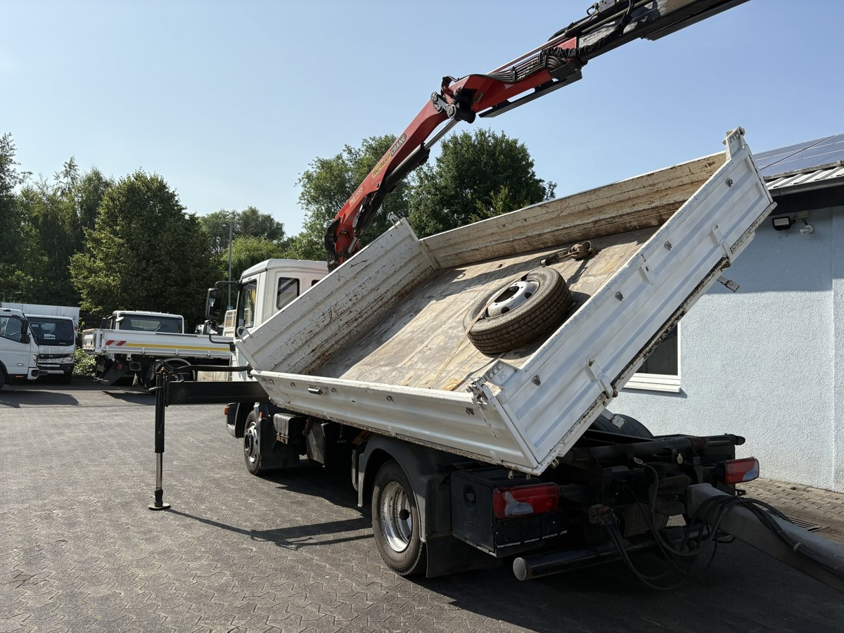 MAN TGL 8.210 Meiller Dreiseitenkipper mit Ladekran - Furgoneta basculante: foto 3 MAN TGL 8.210 Meiller Dreiseitenkipper mit Ladekran - Furgoneta basculante: foto 3