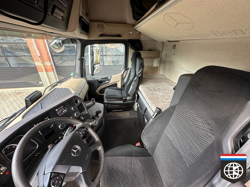 Cabeza tractora Mercedes-Benz ACTROS 1842 LLS - Giga Space - 2x tank - NIGHT a/c: foto 12