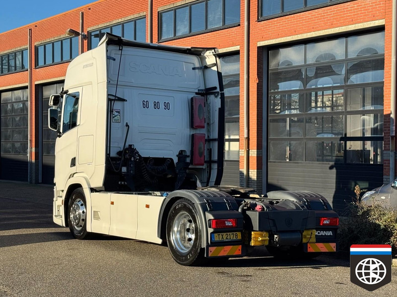 Scania R450 RETARDER - NIGHT A/C - Highline - ADR VLG dangerous goods - CONCOURSTAAT - Cabeza tractora: foto 4 Scania R450 RETARDER - NIGHT A/C - Highline - ADR VLG dangerous goods - CONCOURSTAAT - Cabeza tractora: foto 4