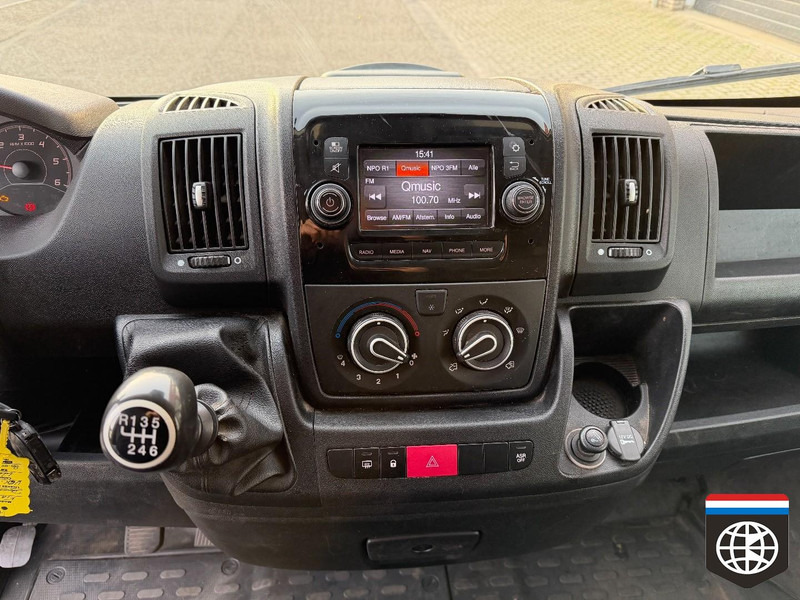 Furgoneta pequeña Citroën Jumper  2.2 blue HDI / ROOF IMPERIAL / L2 H1: foto 16