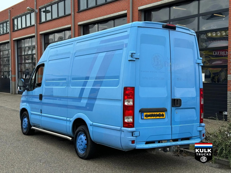 Iveco 35 S 13 - Furgón: foto 5 Iveco 35 S 13 - Furgón: foto 5