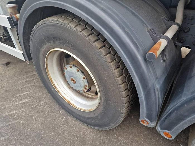 Camión Mercedes-Benz Econic 2628: foto 11
