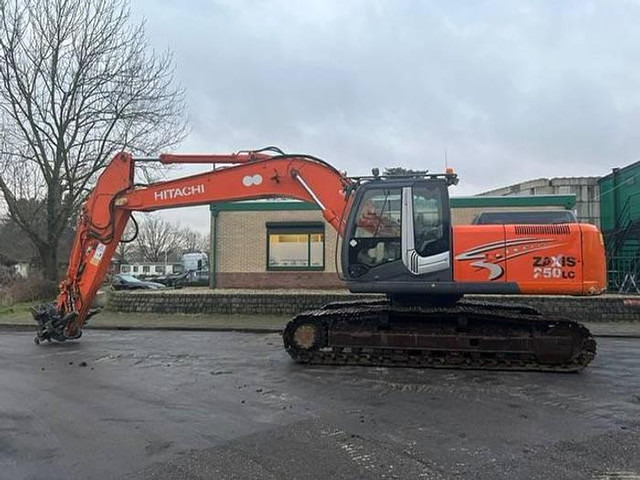 Hitachi ZX250LC-3 - ZX 250 LC - ZX250 - Excavadora: foto 1 Hitachi ZX250LC-3 - ZX 250 LC - ZX250 - Excavadora: foto 1