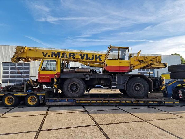 Liebherr LTM 1035 - Grúa para terrenos difíciles: foto 3 Liebherr LTM 1035 - Grúa para terrenos difíciles: foto 3
