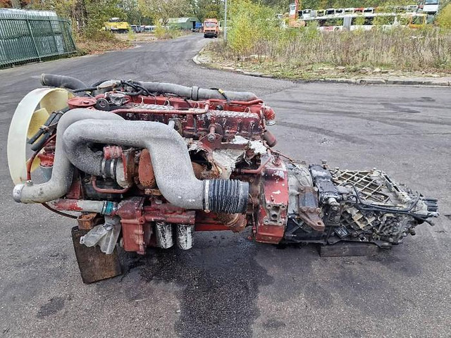 Iveco Eurotech 8460 - Piezas de recambio: foto 2 Iveco Eurotech 8460 - Piezas de recambio: foto 2